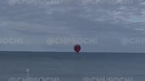 На воздушном шаре, упавшем в море в Сочи, находился чемпион мира по пауэрлифтингу