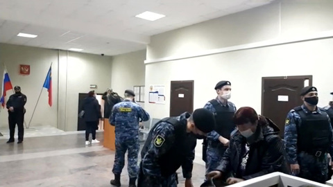 В Кемеровской области вводят новые антиковидные ограничения в нерабочую неделю