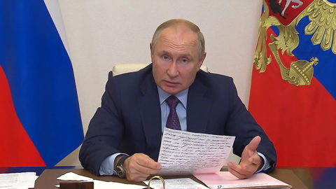 Путин обсудил с Совбезом вопросы стабильности России