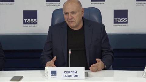 Сергей Газаров назначен художественным руководителем Театра Сатиры