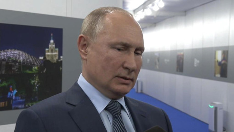 Путин назвал рост доходов граждан главной задачей в России