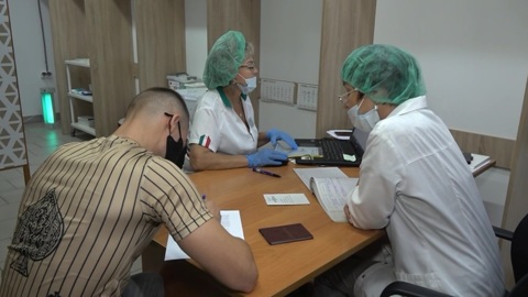 Вирус наступает: российские регионы обновляют максимумы по заболевшим