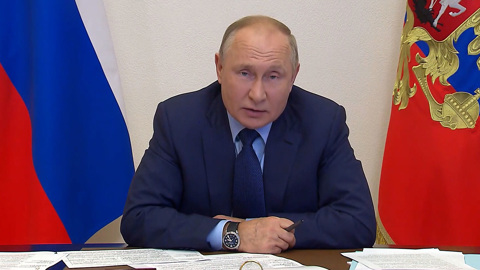 Путин обеспокоен  присутствием  кораблей  США  в  Черном  море
