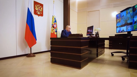 Путин: на Западе пытаются возложить ответственность на Россию по любому поводу