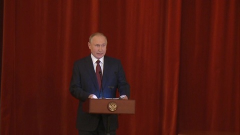 Путин: внешняя политика РФ должна обеспечивать благоприятные условия развития страны