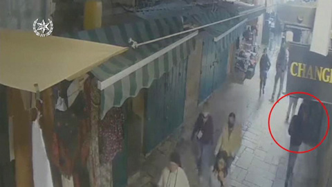 В Иерусалиме вооруженный мужчина напал на патруль