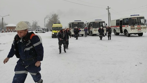 Правительство почтило минутой молчания память погибших на шахте "Листвяжная"