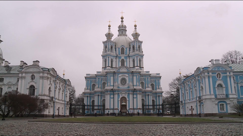 В Смольном соборе в Петербурге начались работы по воссозданию иконостаса