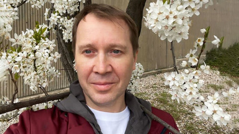Папина копия: Евгений Миронов вывел в свет подросшего сына