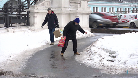 Перепад температур в Москве привел к десяткам аварий
