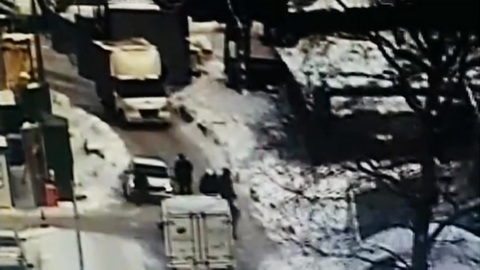 Диалог зашел в тупик: стрельба у одного из московских торговых центров