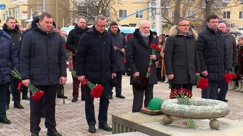 В Калуге возложили цветы в честь годовщины освобождения города