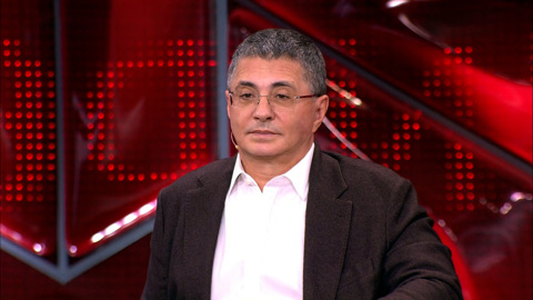 Доктор Мясников ответил, завершится ли пандемия с приходом "омикрона"