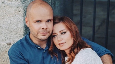 Савичева показала нежное фото с мужем в его день рождения