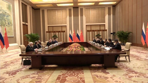 Россия и Китай приняли совместное заявление о международных отношениях