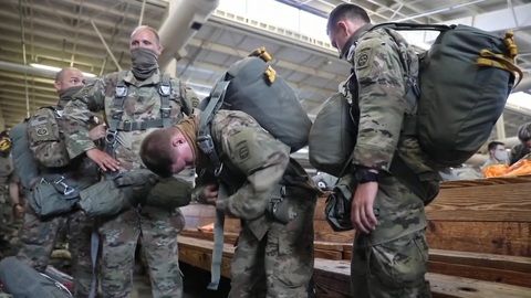 Обычные жители Украины не верят в мифическое "вторжение" России