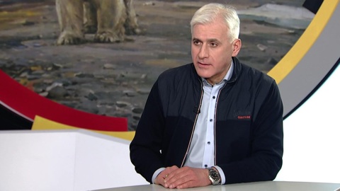 Художник Василий Нестеренко рассказал о своей выставке "О России с любовью"