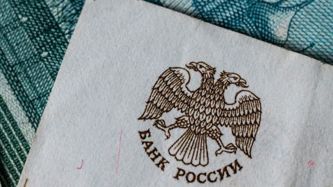 Россия ведет переговоры с ключевыми иностранными партнерами по безопасному расчету в нацвалютах