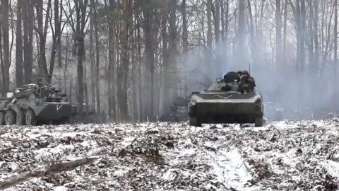 Провокации нацбатов не остановят продвижение российских войск