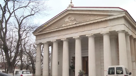 В Севастополе разрушается Храм святых апостолов Петра и Павла
