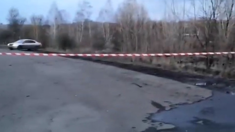В Кузбассе потоки воды размыли полевую дорогу
