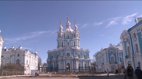 В Петербурге началось воссоздание сада на территории Смольного собора