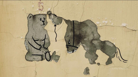 "Владимирский Бэнкси". Как художник Алексей Смирнов меняет городское пространство