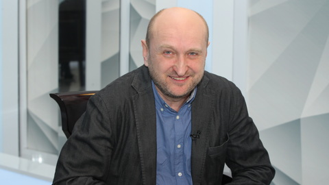 65 лет Сергею Женовачу