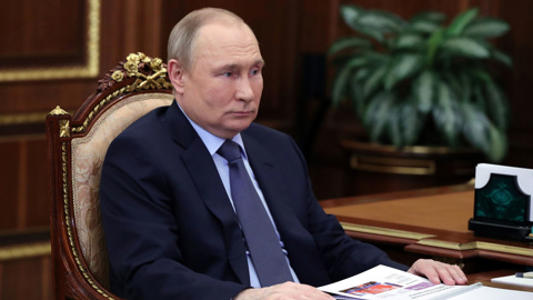 Путин отметил помощь Красного Креста жителям Донбасса