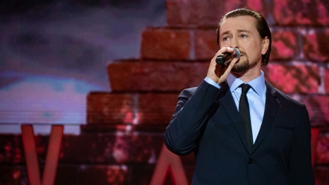 Сергей Безруков рассказал, как поздравлял деда с 9 мая