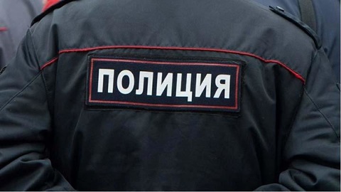 В центре Москвы неизвестный ранил молодого человека из пистолета и скрылся