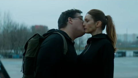 Трейлер фильма "Ботан и Супербаба"
