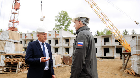 Василий Орлов совершил рабочую поездку в Октябрьский район и Бурейский округ