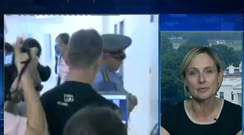 Сноуден готов прекратить разоблачения ради убежища и уже написал заявление