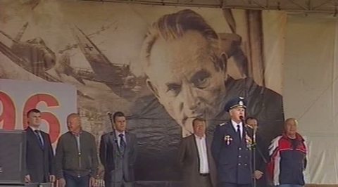 Жители Брянска отметили 96-летие героя войны Павла Камозина