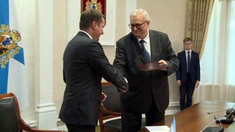 Дополнительно полтора миллиарда рублей получила область на расселение аварийного жилья