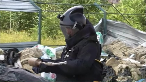 Освобожденный Мариуполь избавляется от смертельных ловушек