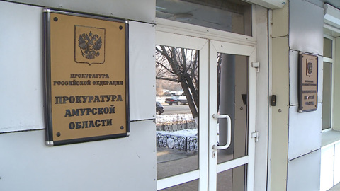 В Благовещенске мужчина обворовывал магазины одежды необычным способом