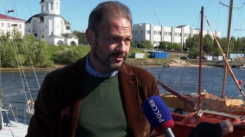 Снимать документальный фильм в Архангельск приехал Сергей Брилёв