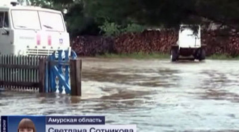 Потоп в Ивановке: жители не могут вернуться в дома