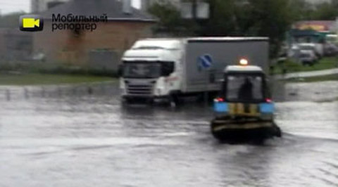 Ливень превратил Магнитогорск в Венецию. Видео очевидца