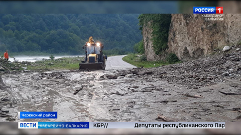 Движение на трассе Карасу-Безенги, приостановленное из-за схода селя, полностью восстановлено
