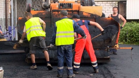 В Архангельске реализуется программа по ремонту внутридворовых проездов