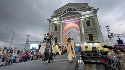 Этнопоказ "Angara Fashion Show" прошел в Иркутске