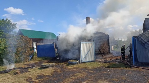 В Ковровском районе сгорел частный дом со всеми хозяйственными постройками