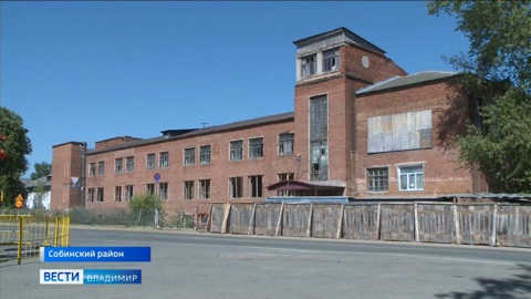 Школа-памятник в Лакинске может открыться раньше срока