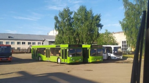 Кировское автопредприятие ООО "Азимут" купило 3 автобуса