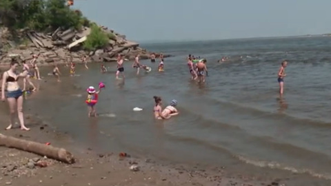 В Райчихинске оштрафуют родителей, отпустивших детей на озеро без присмотра