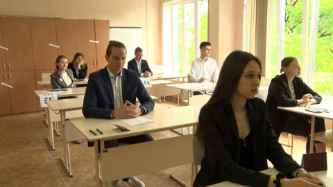 В пяти благовещенских школах организуют педагогические классы