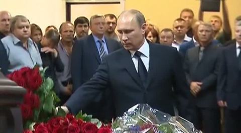 Путин попрощался со своим тренером по дзюдо
